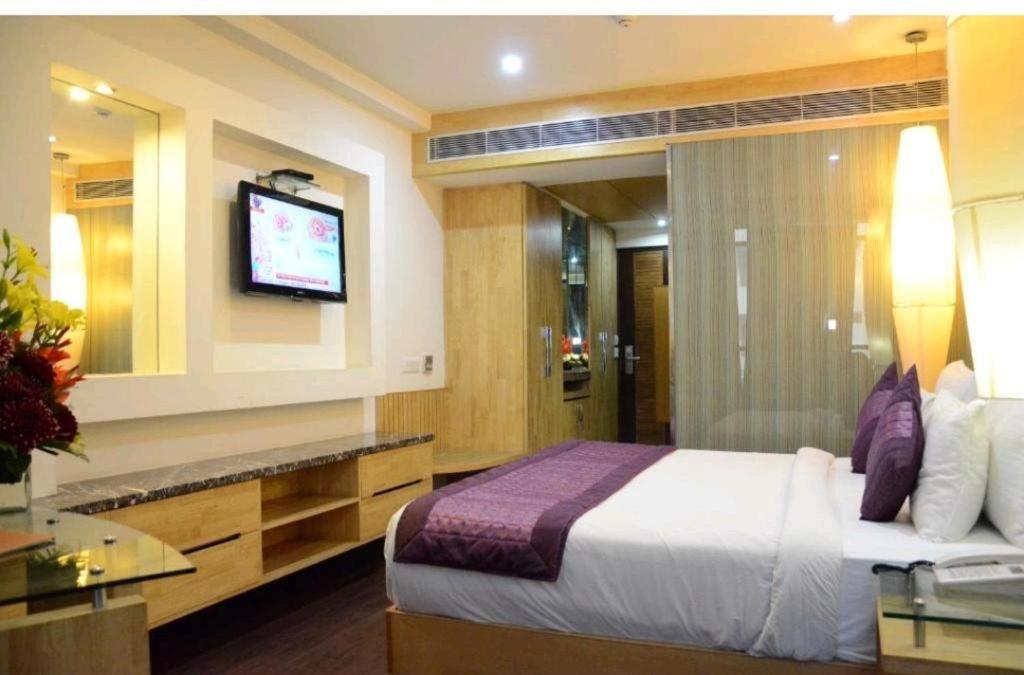 Hotel Wti Airport Grand Delhi Nova Deli Exterior foto